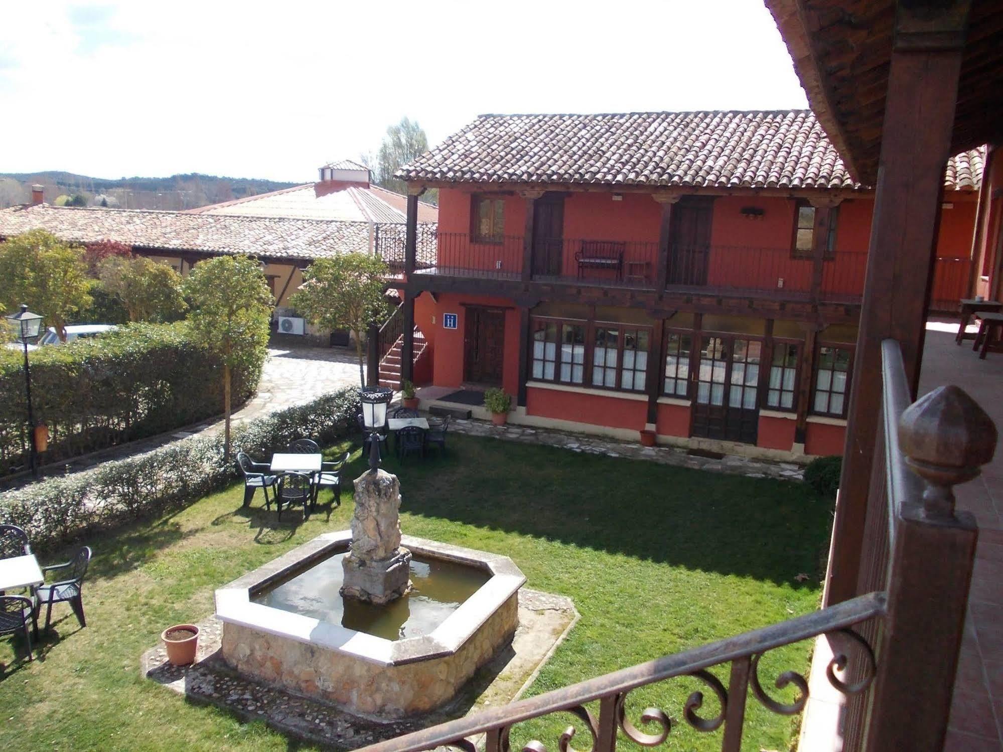 Hotel Los Rastrojos Aranda de Duero Zewnętrze zdjęcie
